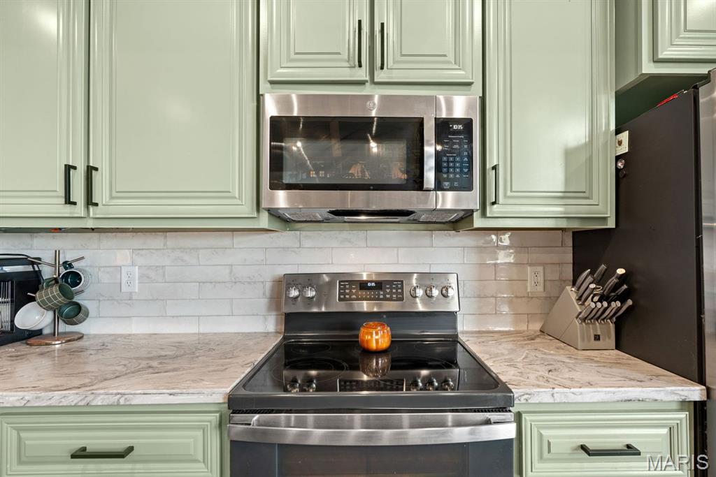 Washington, Missouri, 63090, United States, 5 Bedrooms Bedrooms, ,4 BathroomsBathrooms,Residential,Pending,2003552