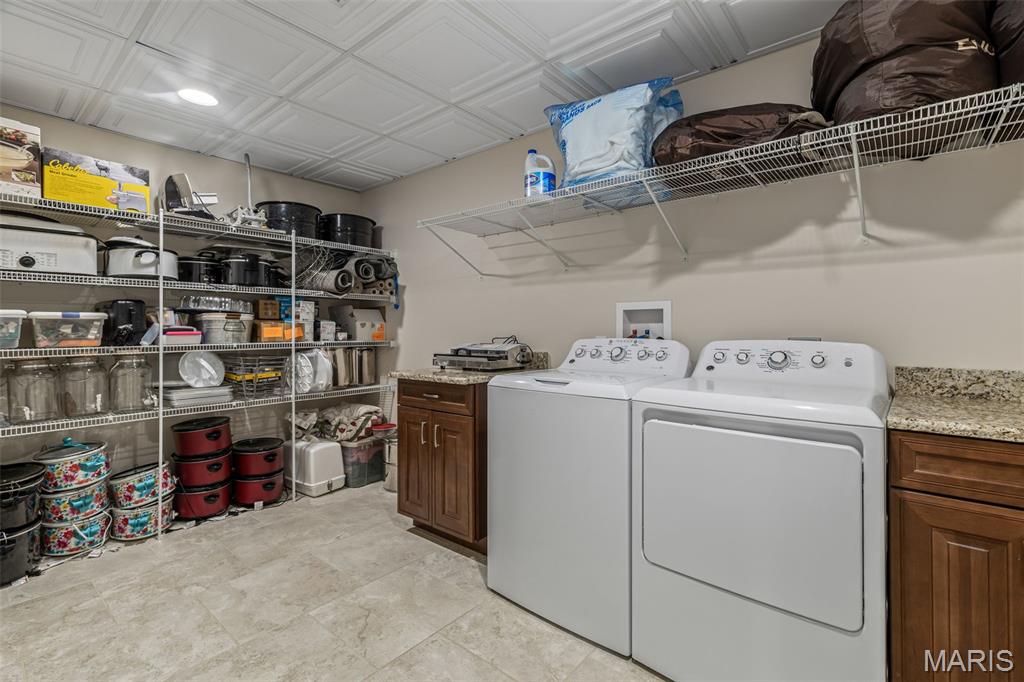 Festus, Missouri, 63028, United States, 4 Bedrooms Bedrooms, ,5 BathroomsBathrooms,Residential,Active,1914607