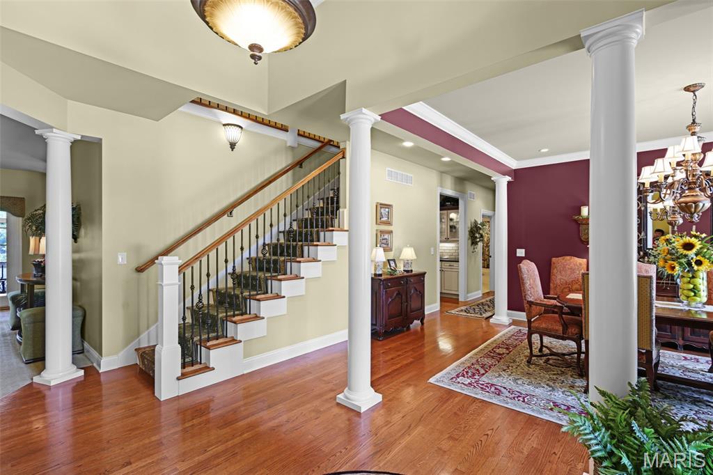 Edwardsville, Illinois, 62025, United States, 4 Bedrooms Bedrooms, ,6 BathroomsBathrooms,Residential,Active,1927653