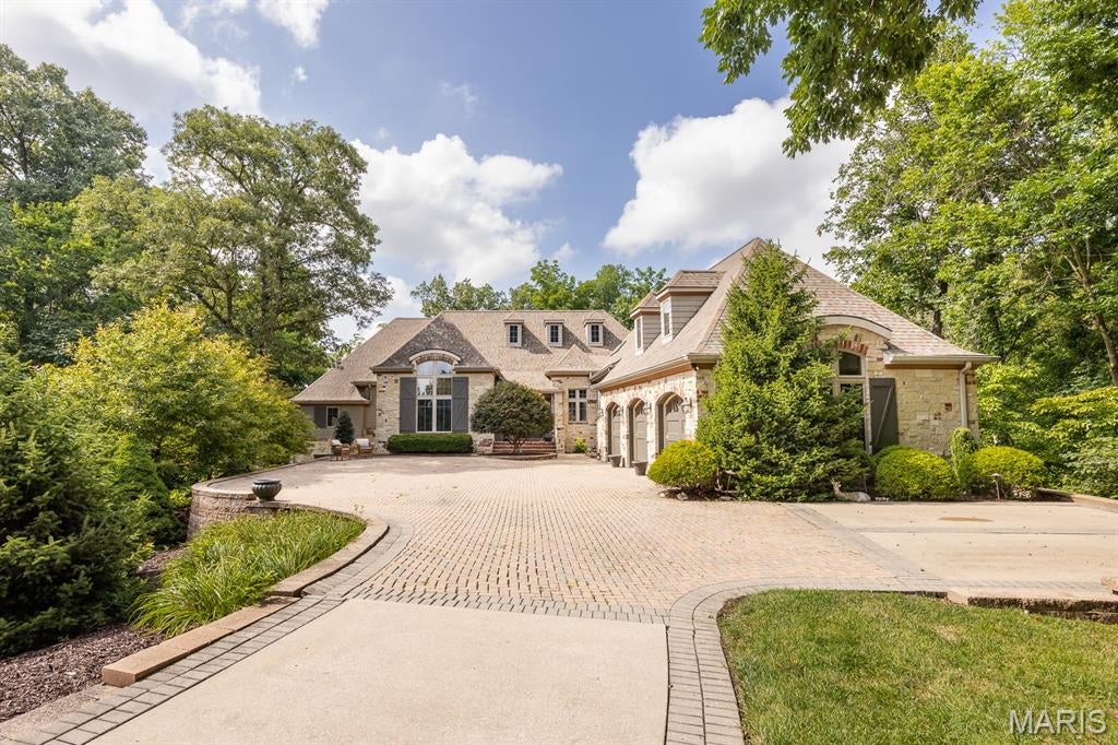 Shiloh, Illinois, 62221, United States, 6 Bedrooms Bedrooms, ,6 BathroomsBathrooms,Residential,Active,1902949