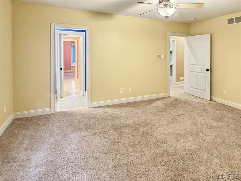 Washington, Missouri, 63090, United States, 4 Bedrooms Bedrooms, ,5 BathroomsBathrooms,Residential,Active,1922278