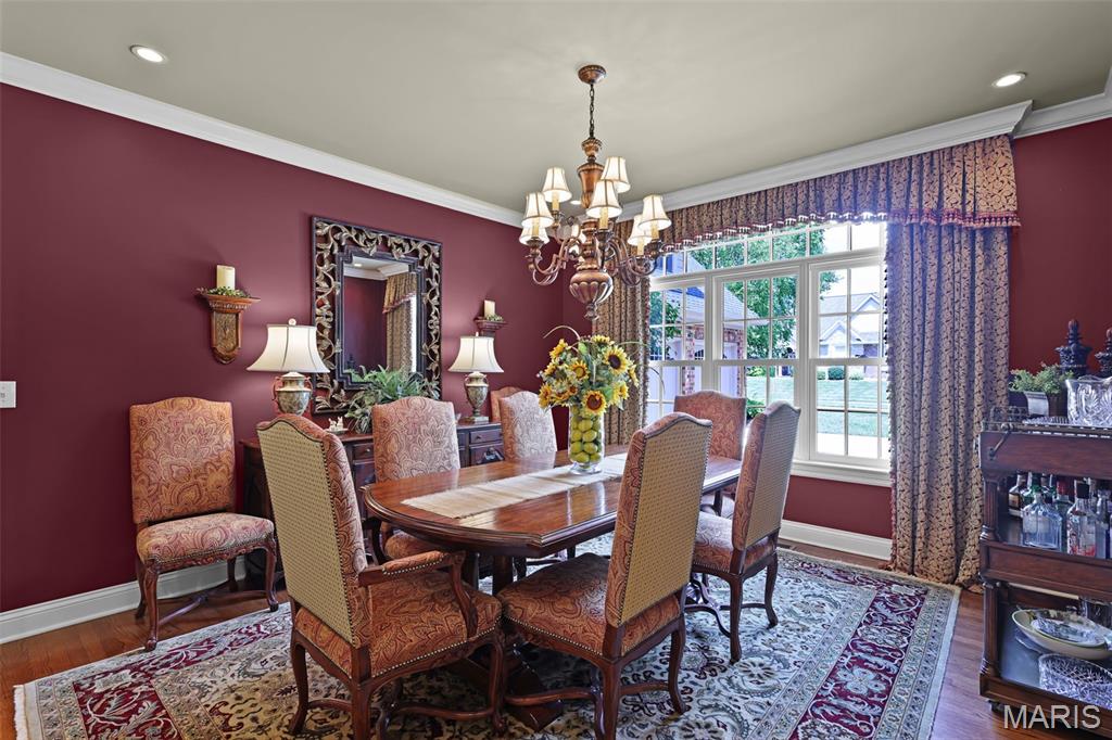 Edwardsville, Illinois, 62025, United States, 4 Bedrooms Bedrooms, ,6 BathroomsBathrooms,Residential,Active,1998604