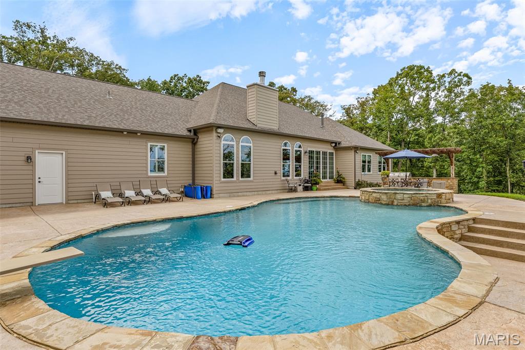Festus, Missouri, 63028, United States, 4 Bedrooms Bedrooms, ,5 BathroomsBathrooms,Residential,Active,1914607