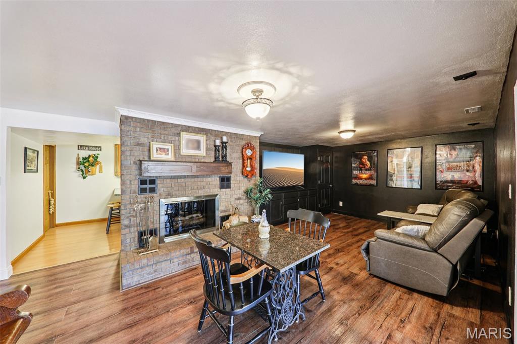 De Soto, Missouri, 63020, United States, 4 Bedrooms Bedrooms, ,4 BathroomsBathrooms,Residential,Active,2028776