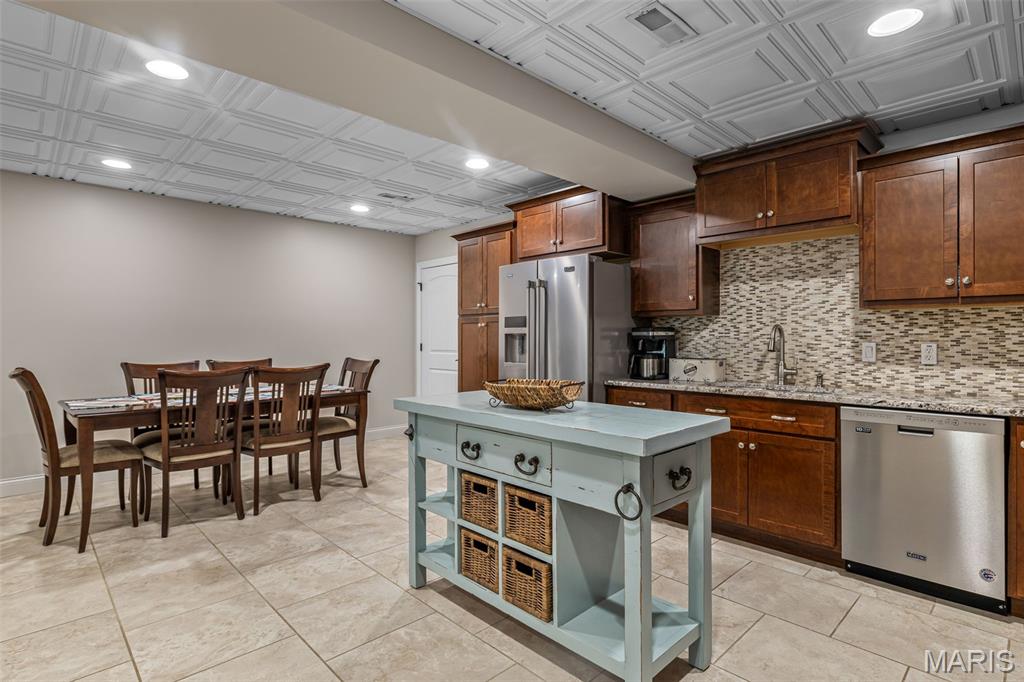 Festus, Missouri, 63028, United States, 4 Bedrooms Bedrooms, ,5 BathroomsBathrooms,Residential,Active,1914607