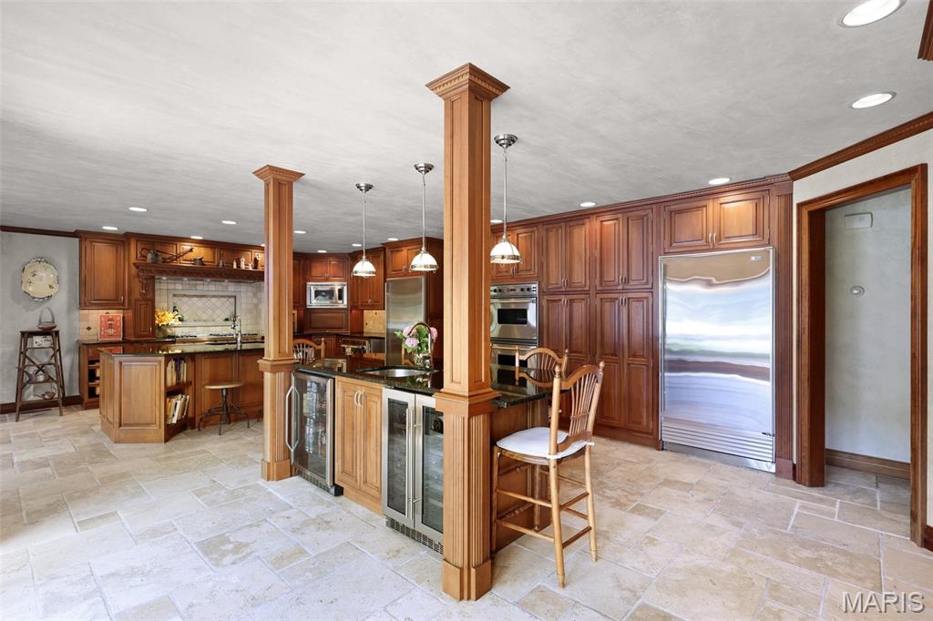 Glen Carbon, Illinois, 62034, United States, 3 Bedrooms Bedrooms, ,4 BathroomsBathrooms,Residential,Active,1960151