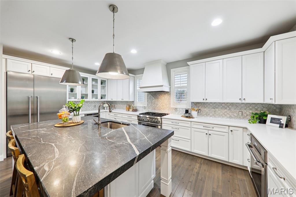 St Louis, Missouri, 63141, United States, 5 Bedrooms Bedrooms, ,5 BathroomsBathrooms,Residential,Active,1995294