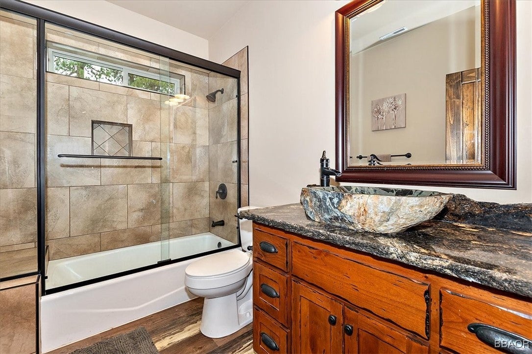 Big Bear Lake, California, 92315, United States, ,3 BathroomsBathrooms,Residential,Active,1823949