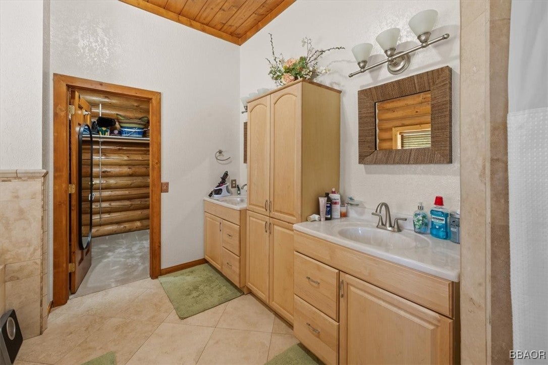 Big Bear City, California, 92314, United States, 3 Bedrooms Bedrooms, ,3 BathroomsBathrooms,Residential,Active,1892395