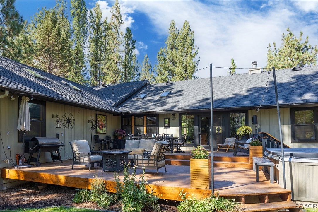Big Bear Lake, California, 92315, United States, 5 Bedrooms Bedrooms, ,4 BathroomsBathrooms,Residential,Active,1825092