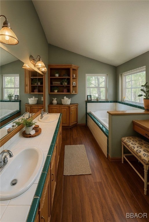Big Bear Lake, California, 92315, United States, 5 Bedrooms Bedrooms, ,4 BathroomsBathrooms,Residential,Active,1825092