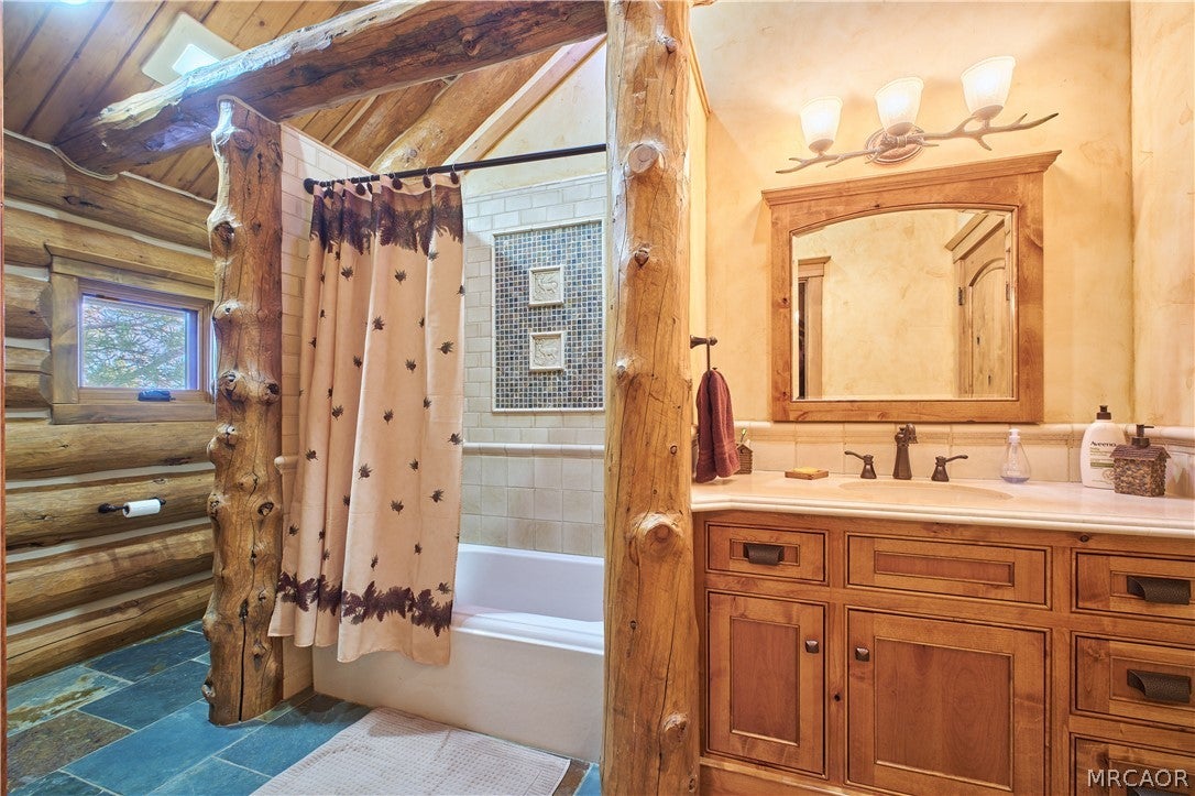 Big Bear City, California, 92314, United States, 3 Bedrooms Bedrooms, ,4 BathroomsBathrooms,Residential,Active,2015836