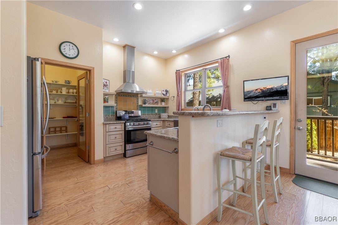 Big Bear Lake, California, 92315, United States, 3 Bedrooms Bedrooms, ,3 BathroomsBathrooms,Residential,Active,1904688