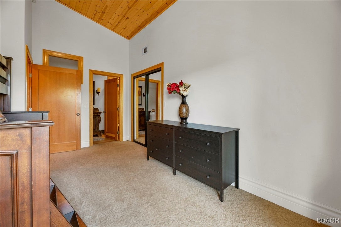 Big Bear City, California, 92314, United States, 5 Bedrooms Bedrooms, ,5 BathroomsBathrooms,Residential,Active,1745604