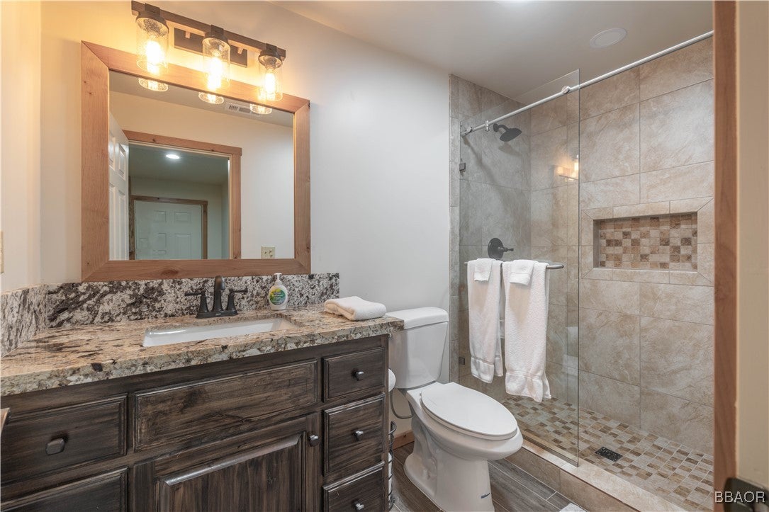 Big Bear Lake, California, 92315, United States, ,8 BathroomsBathrooms,Residential,Active,1704463