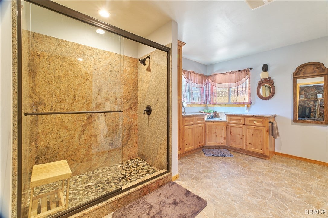 Big Bear Lake, California, 92315, United States, 7 Bedrooms Bedrooms, ,5 BathroomsBathrooms,Residential,Active,1824514