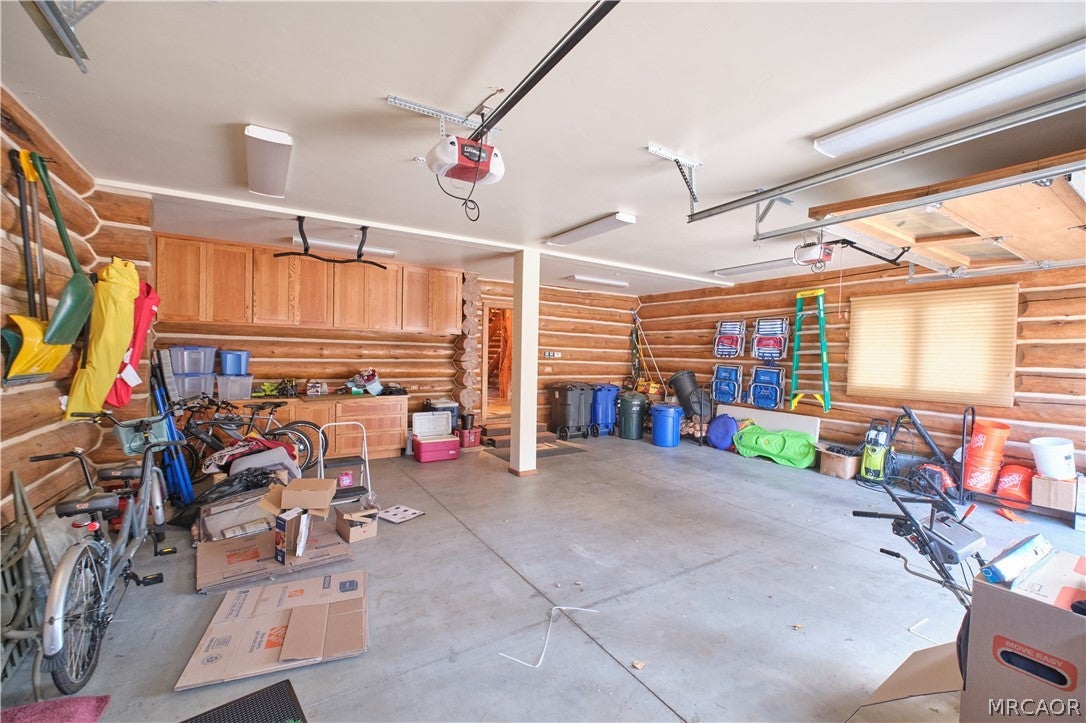 Big Bear City, California, 92314, United States, 3 Bedrooms Bedrooms, ,4 BathroomsBathrooms,Residential,Active,2015836