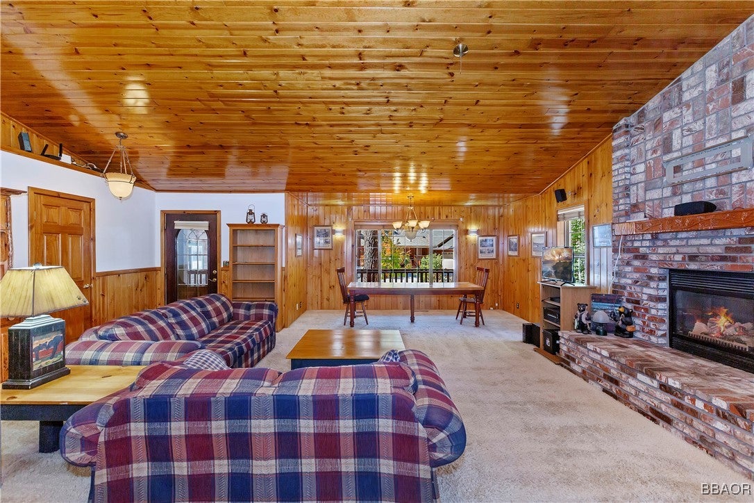 Big Bear Lake, California, 92315, United States, 5 Bedrooms Bedrooms, ,4 BathroomsBathrooms,Residential,Active,1769590