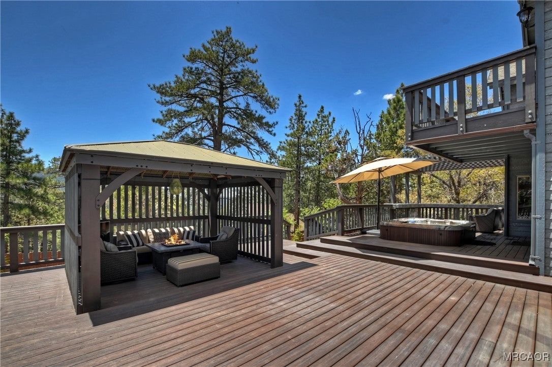 Big Bear City, California, 92314, United States, 4 Bedrooms Bedrooms, ,5 BathroomsBathrooms,Residential,Active,2006841