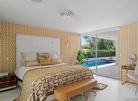 Pasadena, California, 91105, United States, 3 Bedrooms Bedrooms, ,3 BathroomsBathrooms,Residential,Active,2027767