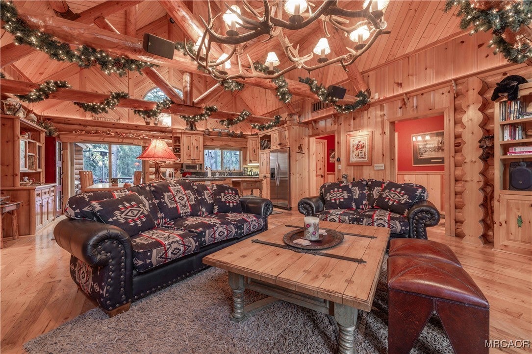 Big Bear Lake, California, 92315, United States, 4 Bedrooms Bedrooms, ,3 BathroomsBathrooms,Residential,Active,1933894