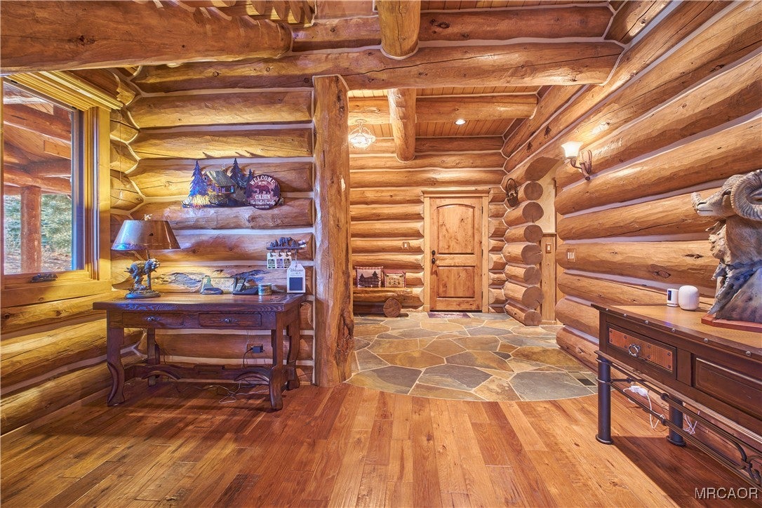 Big Bear City, California, 92314, United States, 3 Bedrooms Bedrooms, ,4 BathroomsBathrooms,Residential,Active,2015836