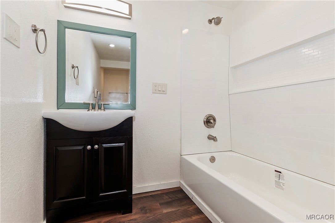 Big Bear City, California, 92314, United States, 7 Bedrooms Bedrooms, ,6 BathroomsBathrooms,Residential,Active,1998585