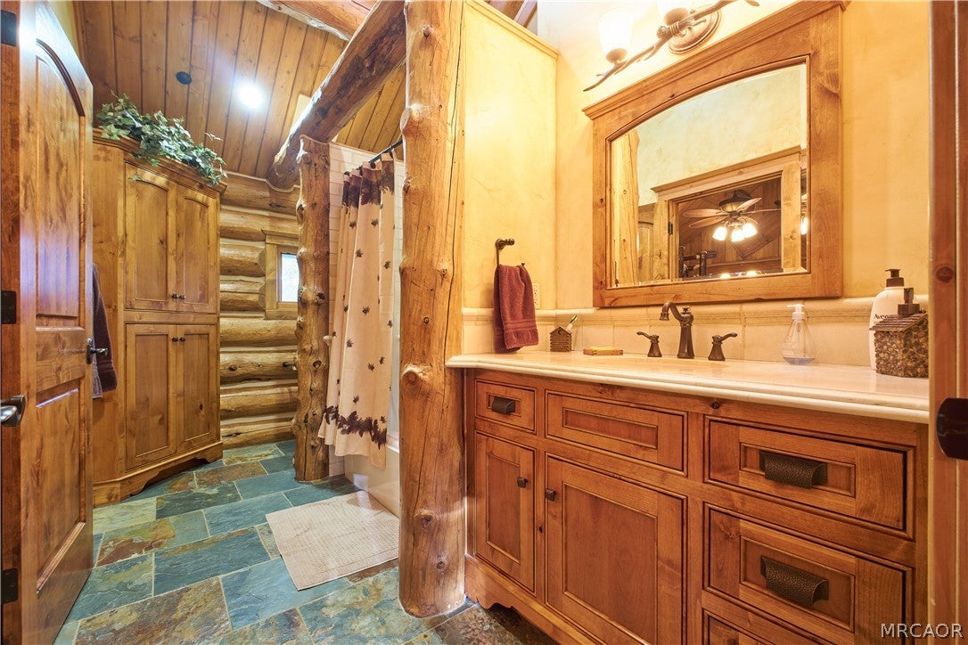 Big Bear City, California, 92314, United States, 3 Bedrooms Bedrooms, ,4 BathroomsBathrooms,Residential,Active,2015836