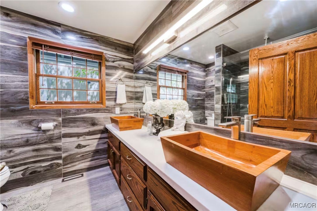 Big Bear Lake, California, 92315, United States, 6 Bedrooms Bedrooms, ,6 BathroomsBathrooms,Residential,Active,1999169