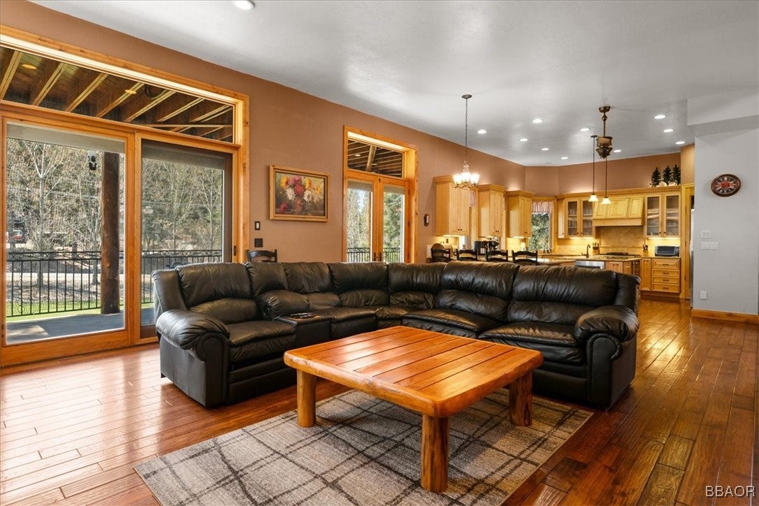 Big Bear Lake, California, 92315, United States, ,4 BathroomsBathrooms,Residential,Active,1778739