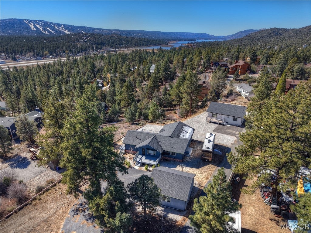 Big Bear City, California, 92314, United States, 7 Bedrooms Bedrooms, ,6 BathroomsBathrooms,Residential,Active,1998585
