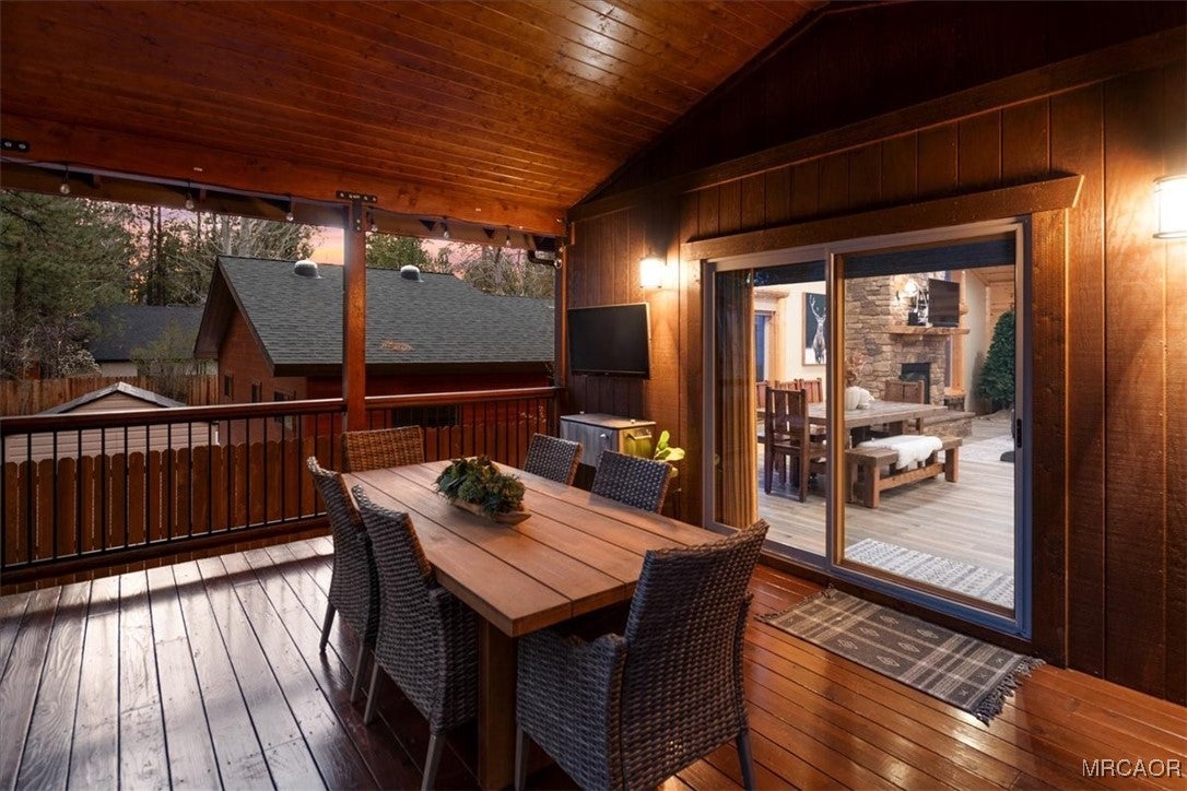 Big Bear Lake, California, 92315, United States, 3 Bedrooms Bedrooms, ,4 BathroomsBathrooms,Residential,Active,1961946