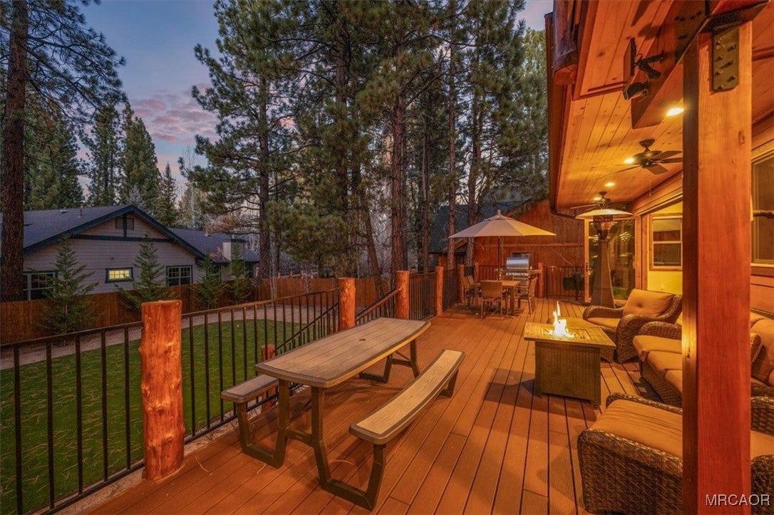 Big Bear Lake, California, 92315, United States, 4 Bedrooms Bedrooms, ,4 BathroomsBathrooms,Residential,Contingent,2006808