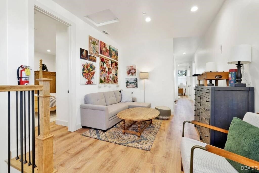 Big Bear Lake, California, 92315, United States, 4 Bedrooms Bedrooms, ,4 BathroomsBathrooms,Residential,Active,1841308