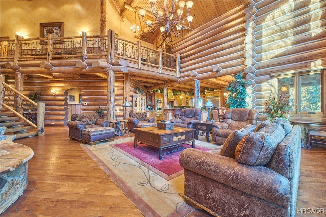 Big Bear City, California, 92314, United States, 3 Bedrooms Bedrooms, ,4 BathroomsBathrooms,Residential,Active,2015836