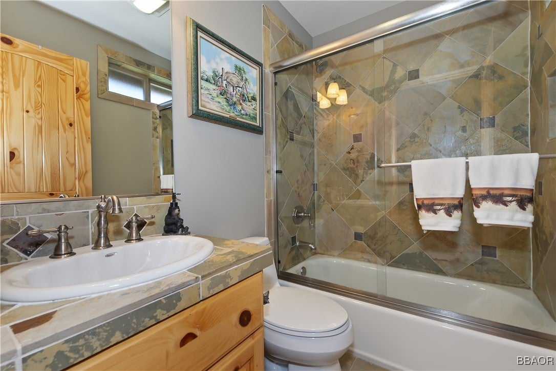 Big Bear Lake, California, 92315, United States, 4 Bedrooms Bedrooms, ,4 BathroomsBathrooms,Residential,Active,1905091