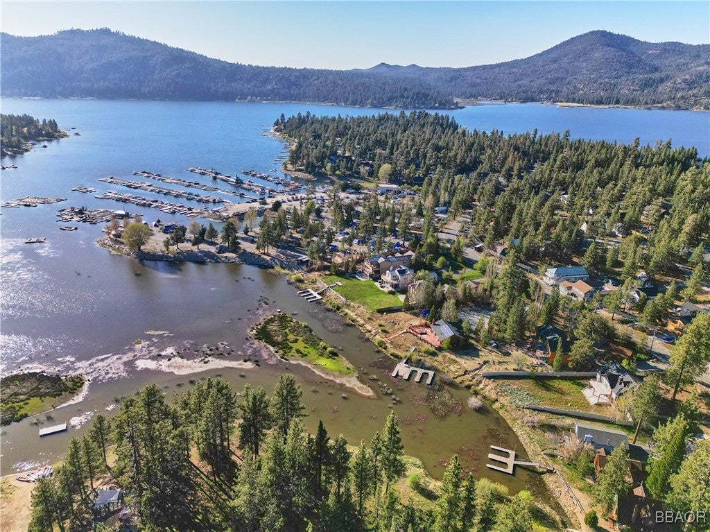 Big Bear Lake, California, 92315, United States, 7 Bedrooms Bedrooms, ,5 BathroomsBathrooms,Residential,Active,1824514