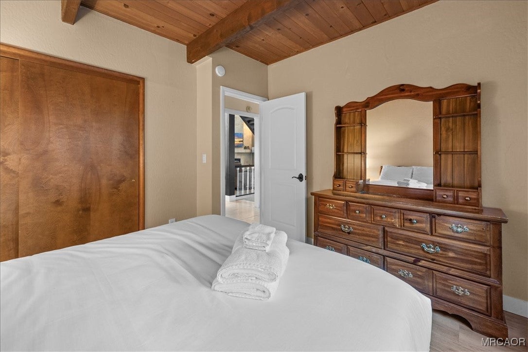 Lake Arrowhead, California, 92352, United States, 5 Bedrooms Bedrooms, ,3 BathroomsBathrooms,Residential,Active,1944014