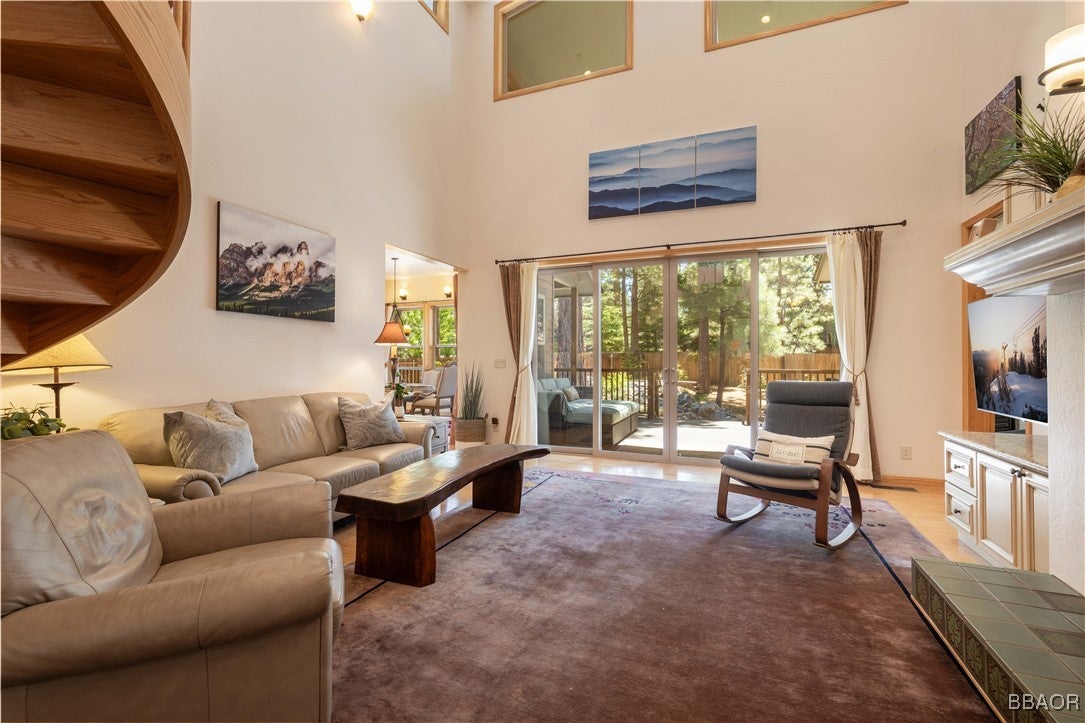 Big Bear Lake, California, 92315, United States, 3 Bedrooms Bedrooms, ,3 BathroomsBathrooms,Residential,Active,1904688