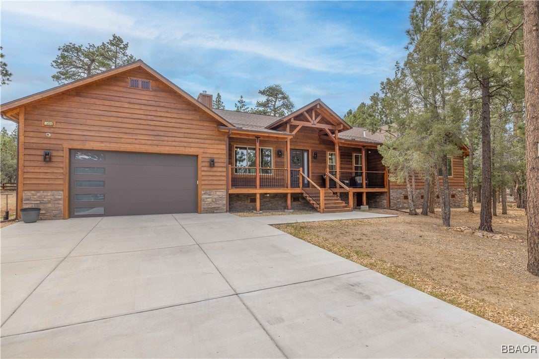 Big Bear City, California, 92314, United States, ,4 BathroomsBathrooms,Residential,Active,1839769