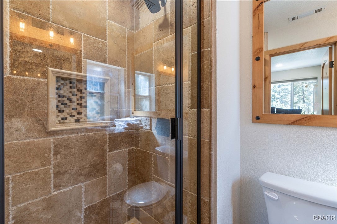 Big Bear Lake, California, 92315, United States, ,8 BathroomsBathrooms,Residential,Active,1704463