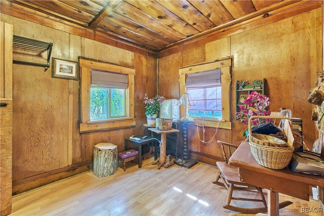 Big Bear Lake, California, 92315, United States, 7 Bedrooms Bedrooms, ,5 BathroomsBathrooms,Residential,Active,1824514