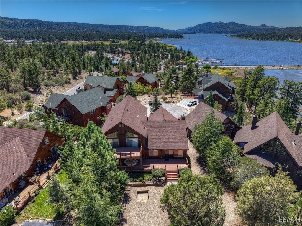 Big Bear Lake, California, 92315, United States, 4 Bedrooms Bedrooms, ,4 BathroomsBathrooms,Residential,Active,1905091