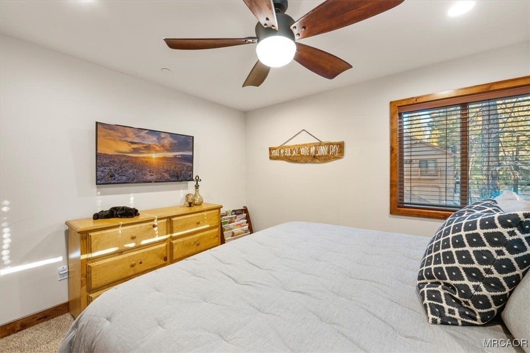 Big Bear Lake, California, 92315, United States, 4 Bedrooms Bedrooms, ,4 BathroomsBathrooms,Residential,Contingent,2006808