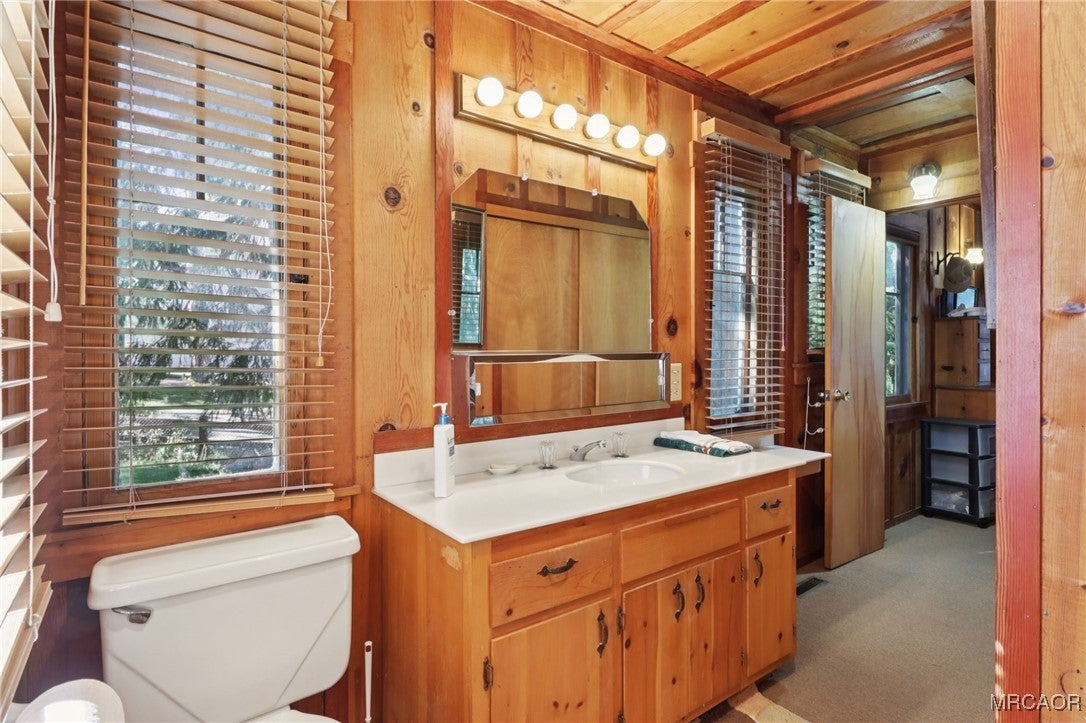 Big Bear Lake, California, 92315, United States, 4 Bedrooms Bedrooms, ,4 BathroomsBathrooms,Residential,Active,1988473