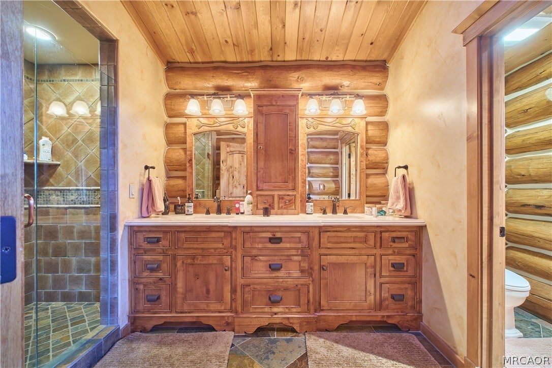 Big Bear City, California, 92314, United States, 3 Bedrooms Bedrooms, ,4 BathroomsBathrooms,Residential,Active,2015836