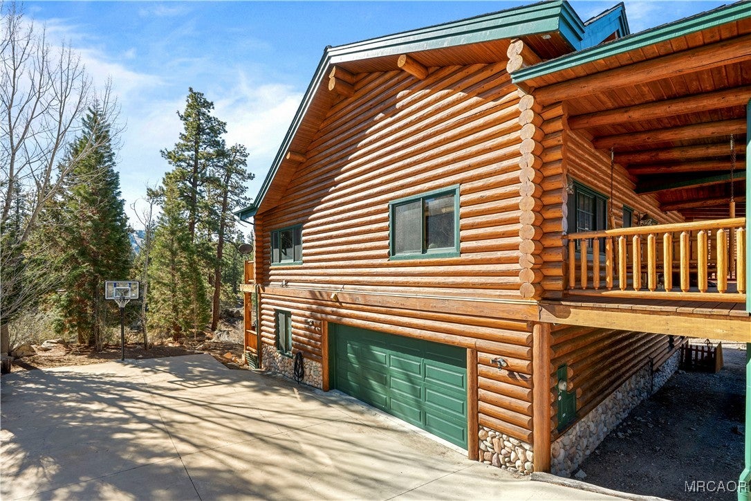 Big Bear Lake, California, 92315, United States, 4 Bedrooms Bedrooms, ,5 BathroomsBathrooms,Residential,Active,2009146