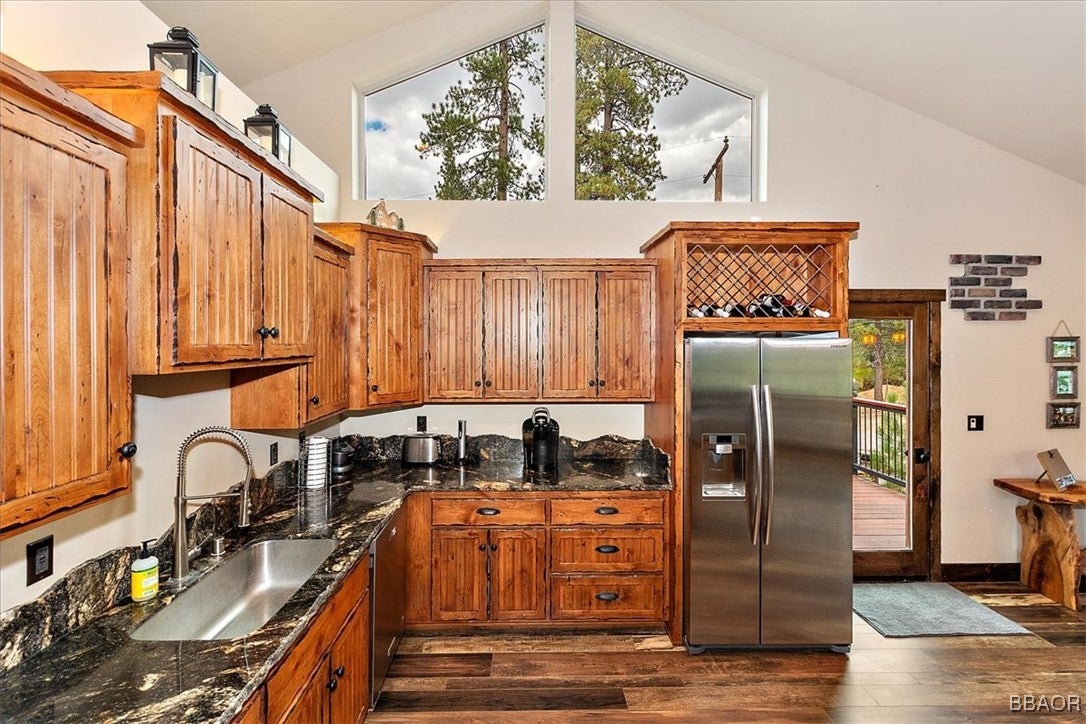 Big Bear Lake, California, 92315, United States, ,3 BathroomsBathrooms,Residential,Active,1823949