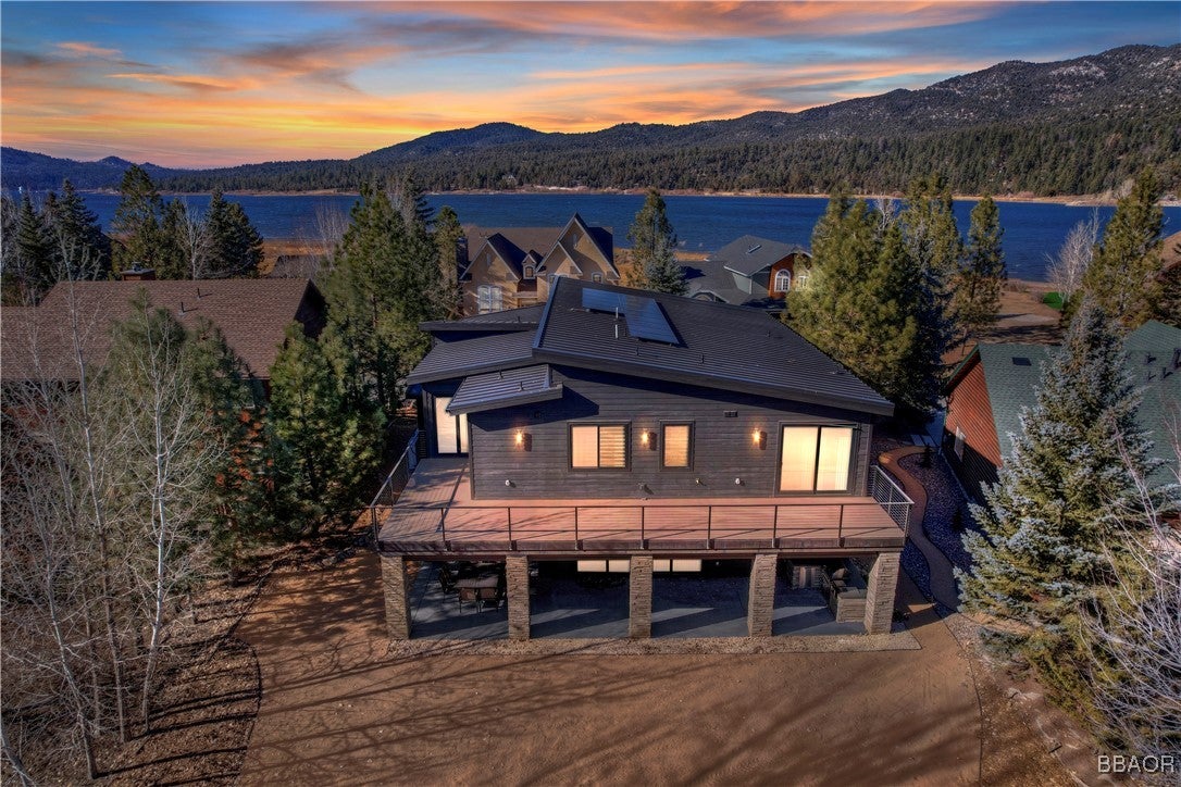 Big Bear Lake, California, 92315, United States, 5 Bedrooms Bedrooms, ,6 BathroomsBathrooms,Residential,Active,1985550