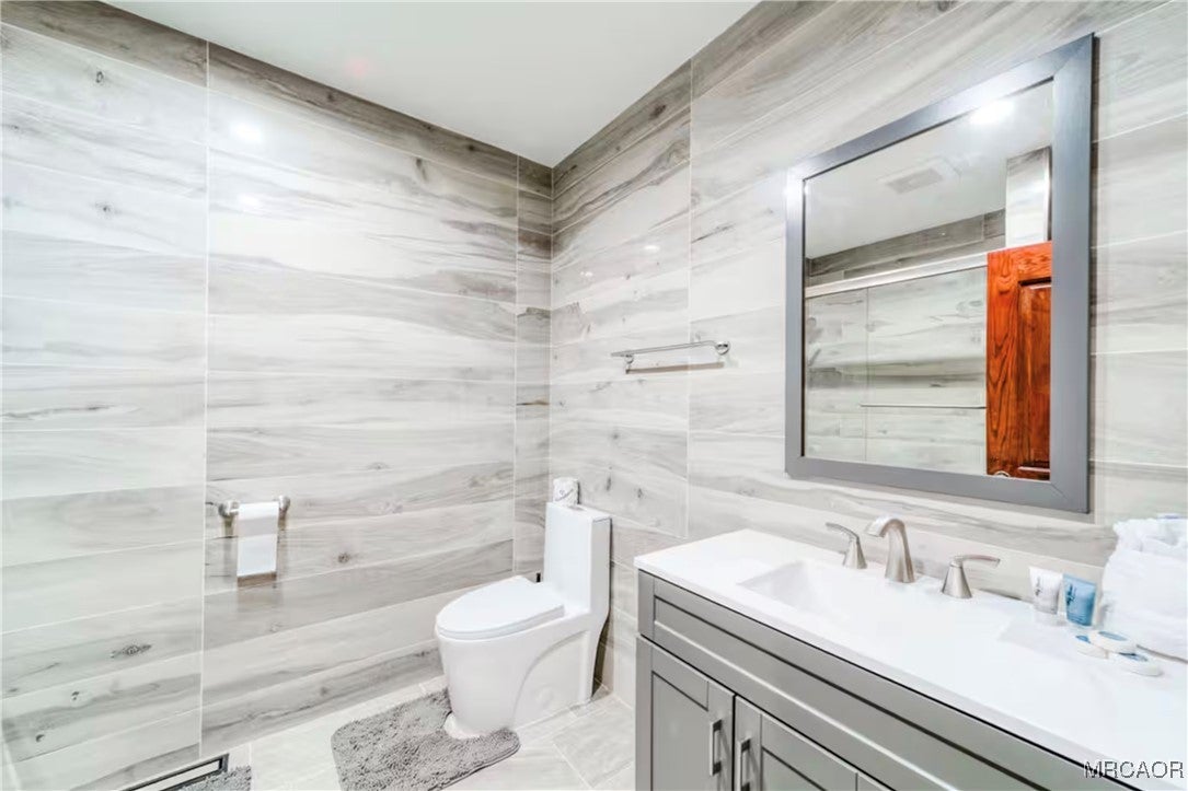 Big Bear Lake, California, 92315, United States, 6 Bedrooms Bedrooms, ,6 BathroomsBathrooms,Residential,Active,1999169